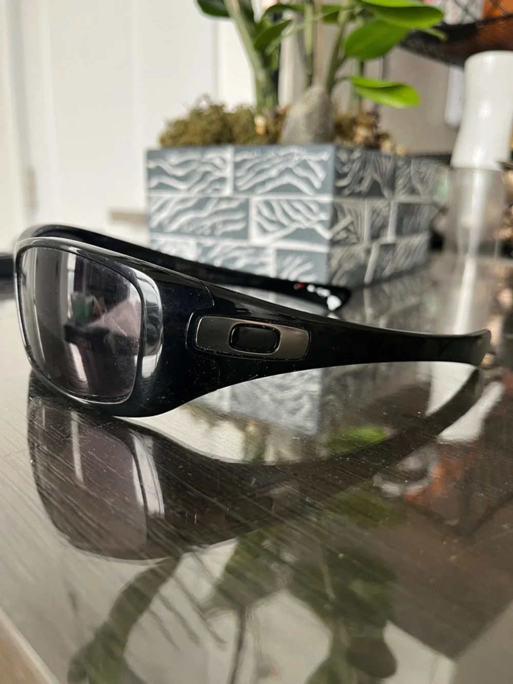 Oakley rectangular sunglasses - Picture 3 of 9